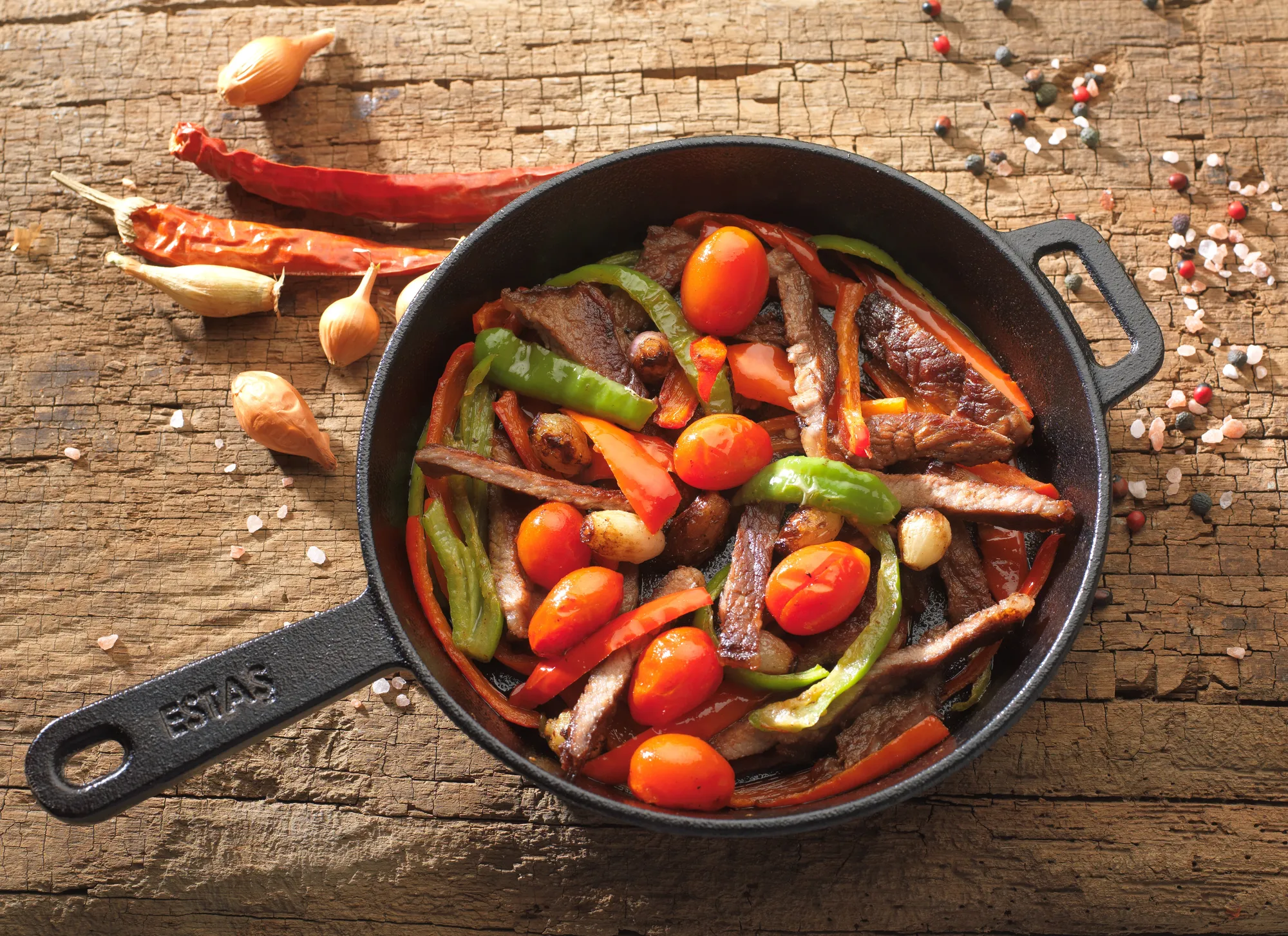 Cooking with ESTAŞ cast iron cookware